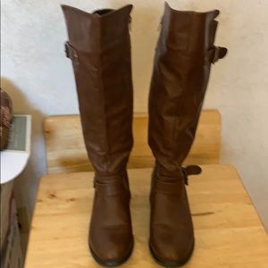 Women’s knee high boots